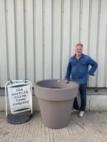 IMG_1457 extra large planter UK